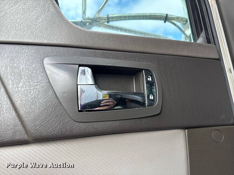 image for item EG5898 2016 Kenworth T270 box truck