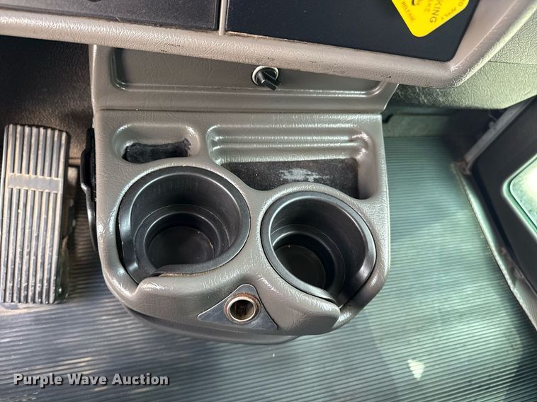 image for item EG5898 2016 Kenworth T270 box truck