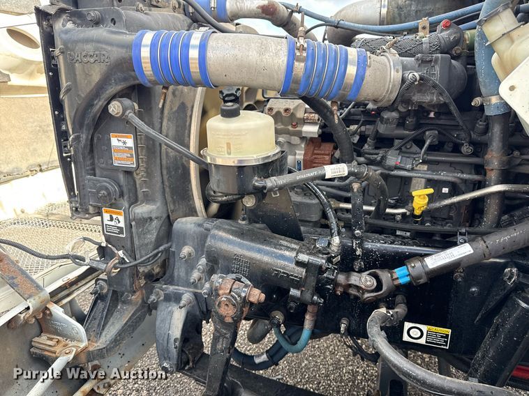 image for item EG5898 2016 Kenworth T270 box truck