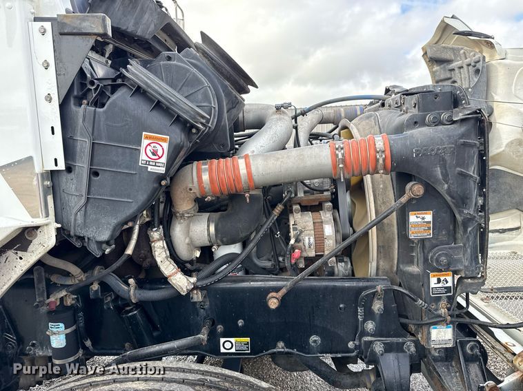 image for item EG5898 2016 Kenworth T270 box truck