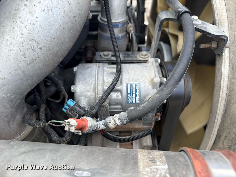 image for item EG5898 2016 Kenworth T270 box truck