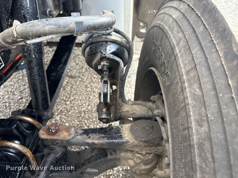 image for item EG5898 2016 Kenworth T270 box truck