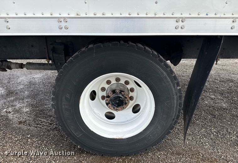 image for item EG5898 2016 Kenworth T270 box truck