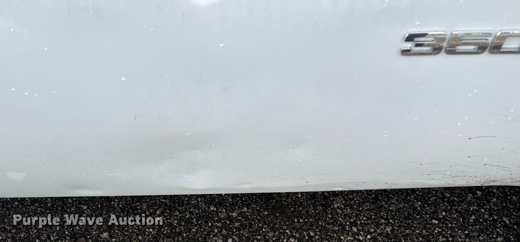 image for item EG5900 2010 Chevrolet Silverado 3500HD Crew Cab flatbed pickup truck