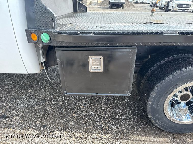 image for item EG5900 2010 Chevrolet Silverado 3500HD Crew Cab flatbed pickup truck