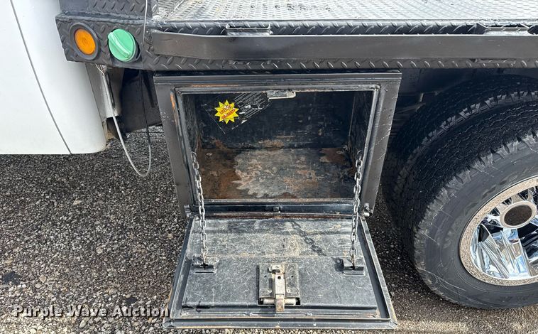 image for item EG5900 2010 Chevrolet Silverado 3500HD Crew Cab flatbed pickup truck