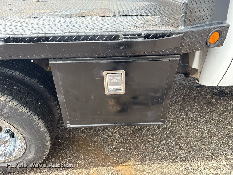 image for item EG5900 2010 Chevrolet Silverado 3500HD Crew Cab flatbed pickup truck