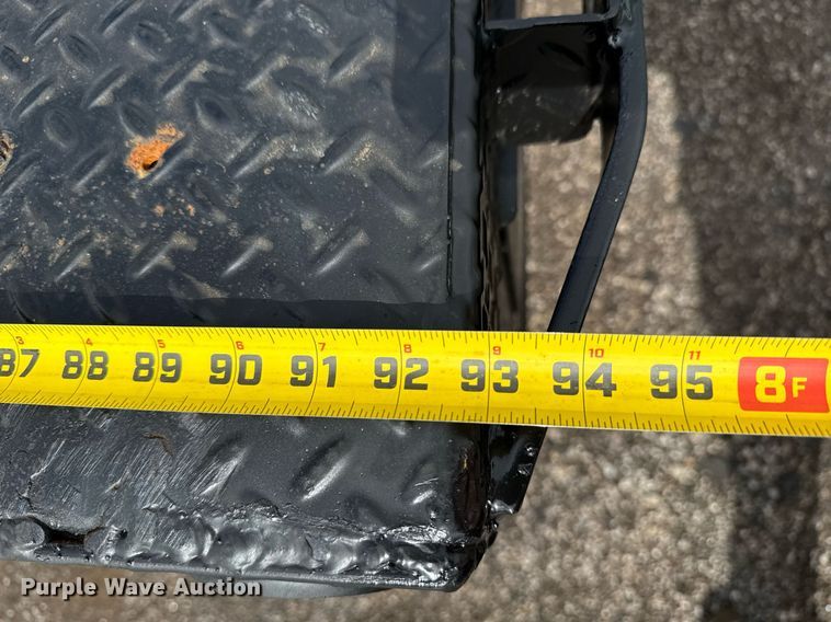 image for item EG5900 2010 Chevrolet Silverado 3500HD Crew Cab flatbed pickup truck