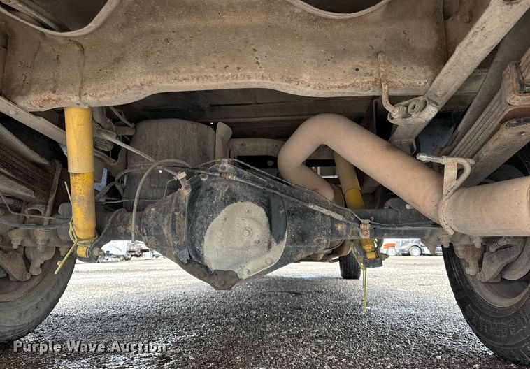 image for item EG5900 2010 Chevrolet Silverado 3500HD Crew Cab flatbed pickup truck