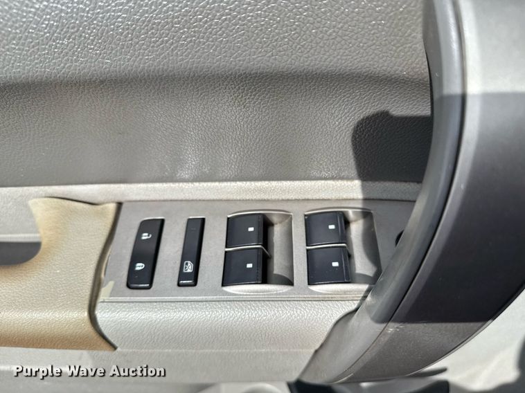 image for item EG5900 2010 Chevrolet Silverado 3500HD Crew Cab flatbed pickup truck