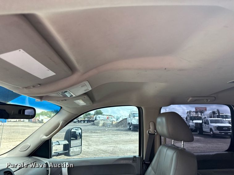 image for item EG5900 2010 Chevrolet Silverado 3500HD Crew Cab flatbed pickup truck