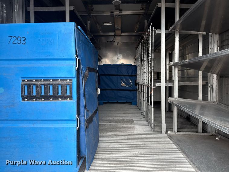 image for item EG5913 2017 Isuzu NRR box truck