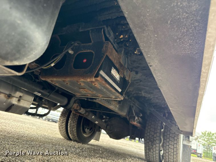 image for item EG5913 2017 Isuzu NRR box truck