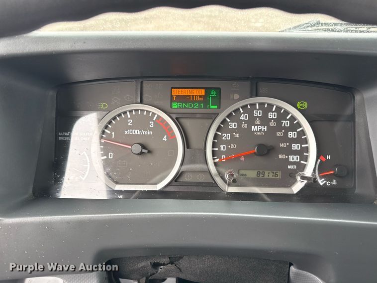 image for item EG5913 2017 Isuzu NRR box truck