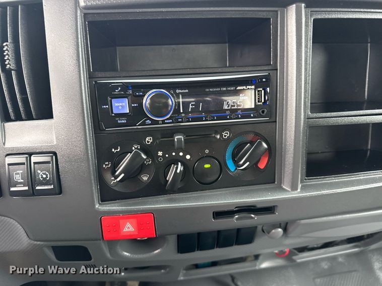 image for item EG5913 2017 Isuzu NRR box truck