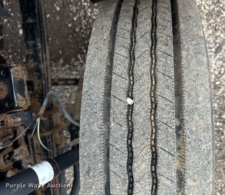 image for item EG5913 2017 Isuzu NRR box truck