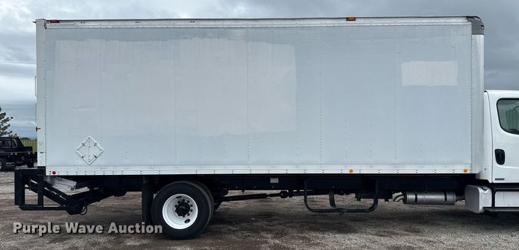 image for item EG5918 2006 Freightliner Business Class M2 box truck
