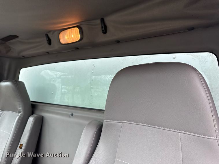 image for item EG5918 2006 Freightliner Business Class M2 box truck