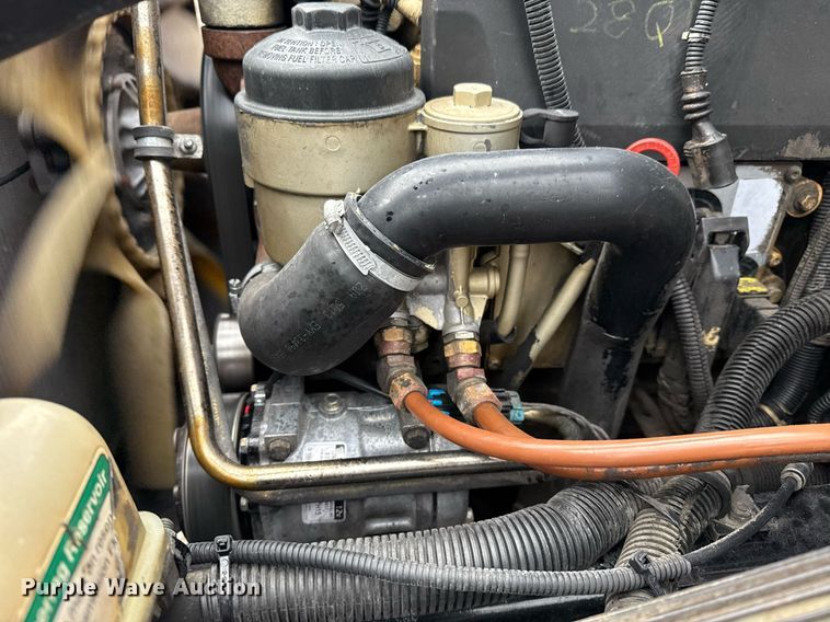 image for item EG5918 2006 Freightliner Business Class M2 box truck