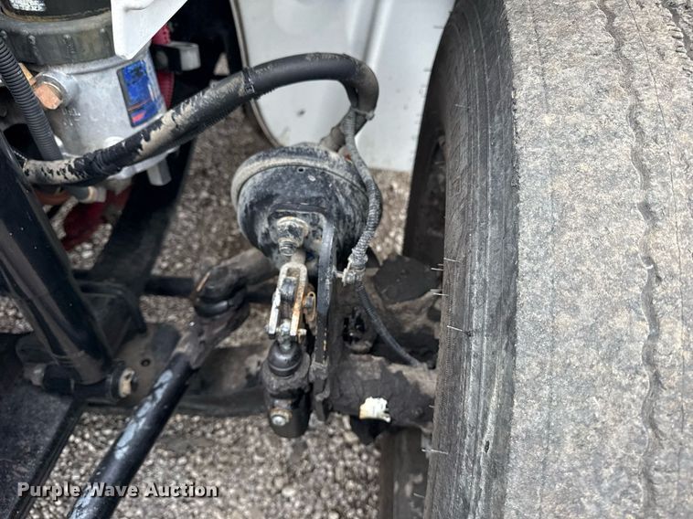 image for item EG5918 2006 Freightliner Business Class M2 box truck