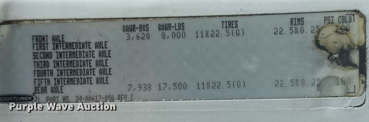 image for item EG5922 2000 Freightliner FL60 utility / service truck