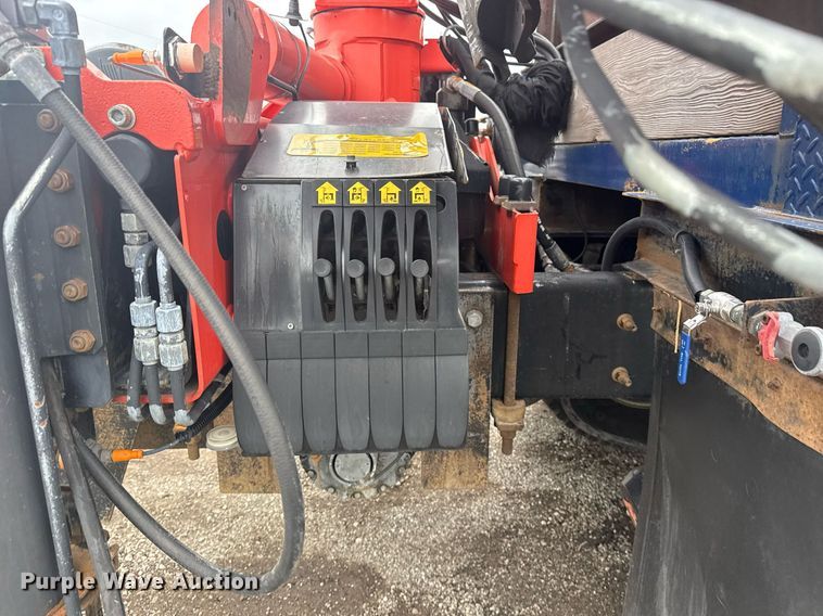 image for item EG5923 2009 International 7500 crane truck