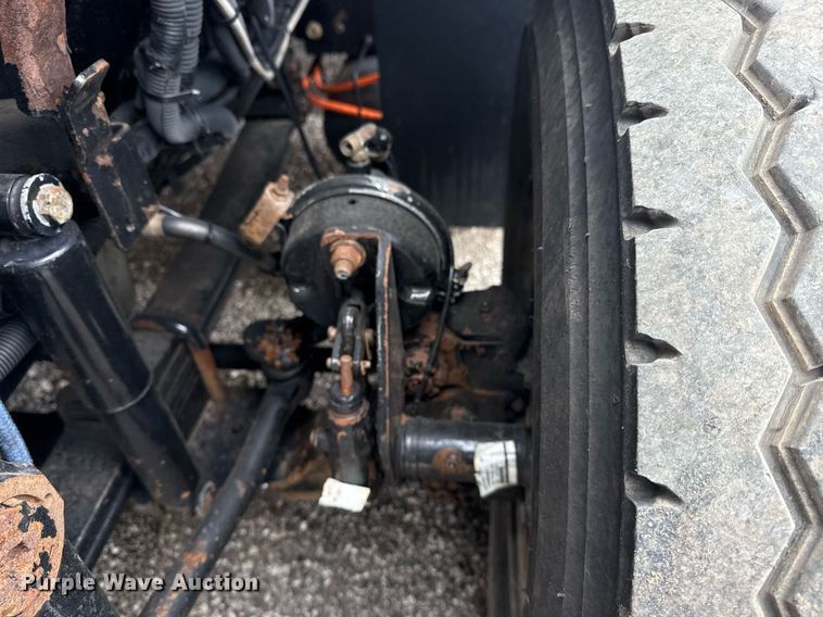 image for item EG5923 2009 International 7500 crane truck