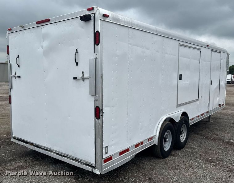image for item EG5924 2006 Featherlite 4941 enclosed cargo trailer