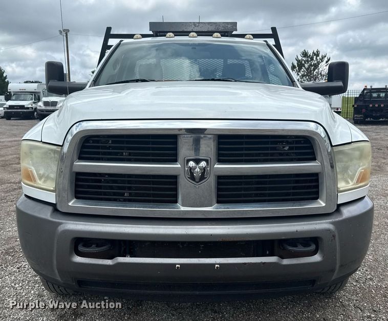 image for item EG5927 2011 Dodge Ram 3500 flatbed pickup truck