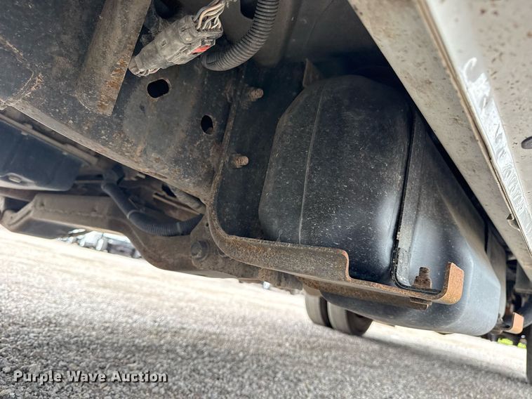 image for item EG5927 2011 Dodge Ram 3500 flatbed pickup truck