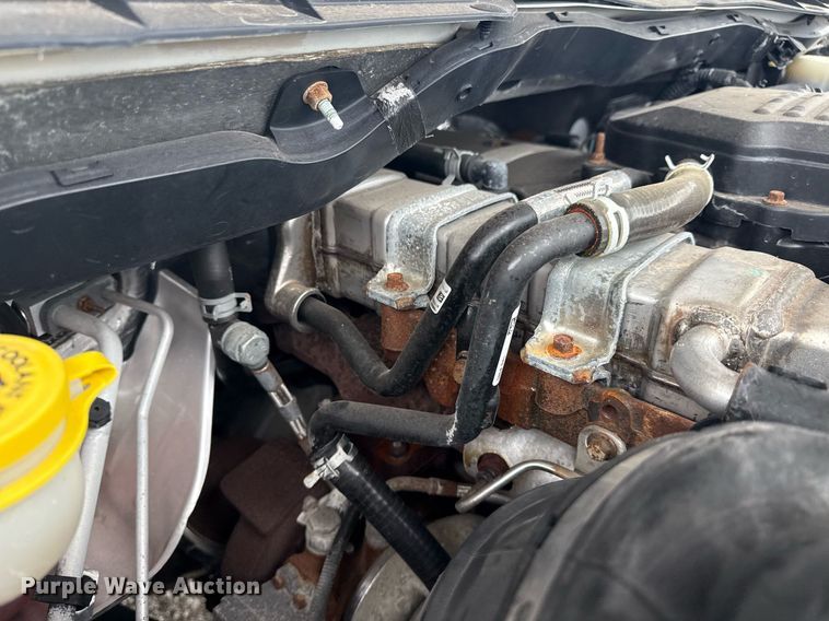 image for item EG5927 2011 Dodge Ram 3500 flatbed pickup truck