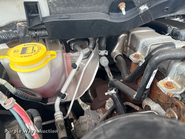 image for item EG5927 2011 Dodge Ram 3500 flatbed pickup truck