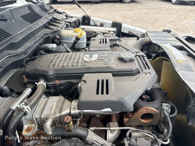 image for item EG5927 2011 Dodge Ram 3500 flatbed pickup truck