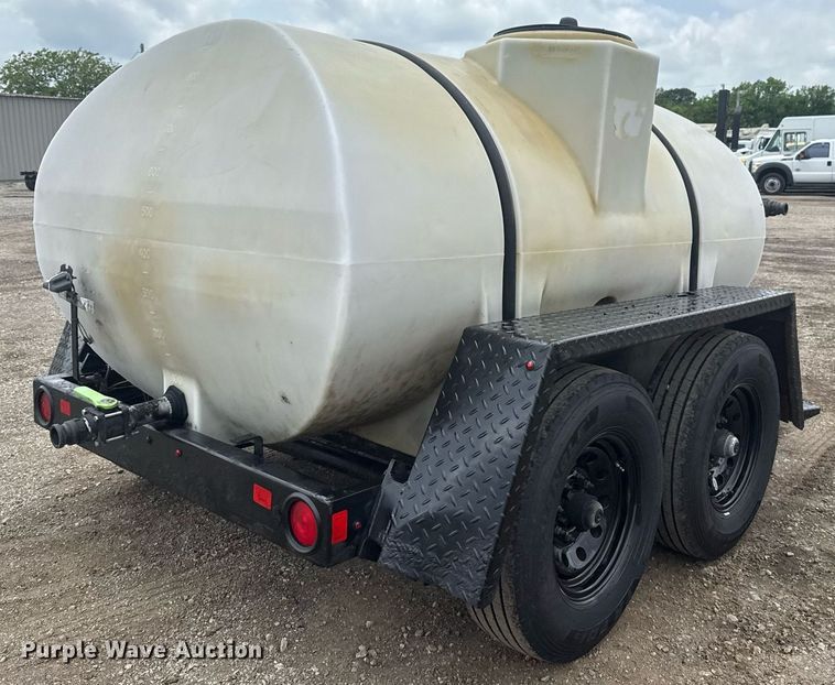 image for item EG5928 2018 Wylie & Son tank trailer