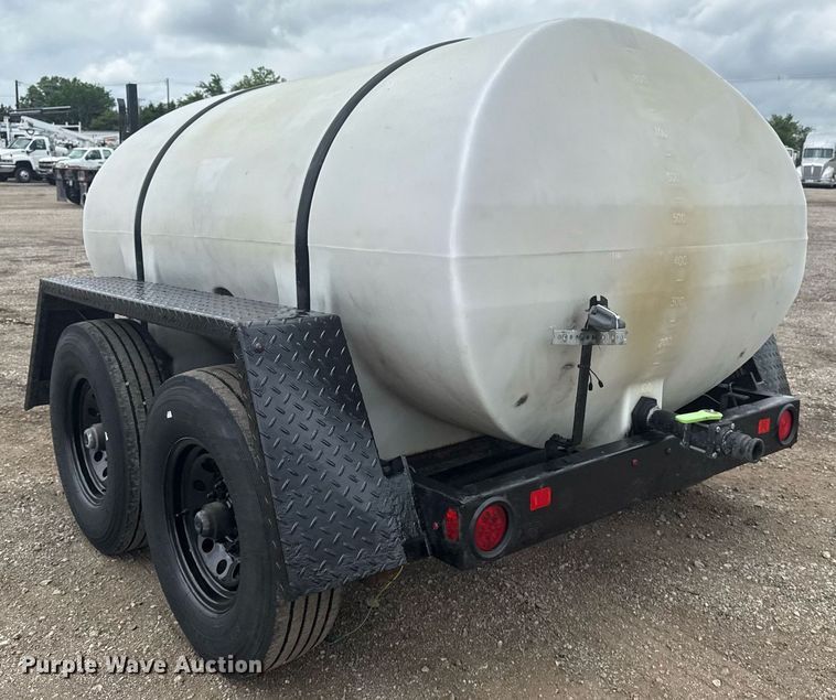image for item EG5928 2018 Wylie & Son tank trailer