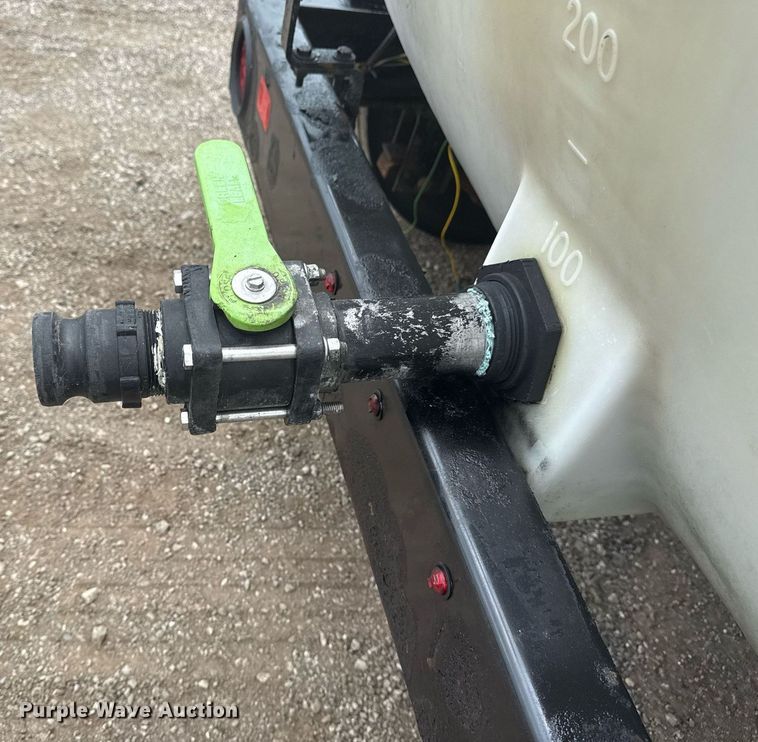 image for item EG5928 2018 Wylie & Son tank trailer