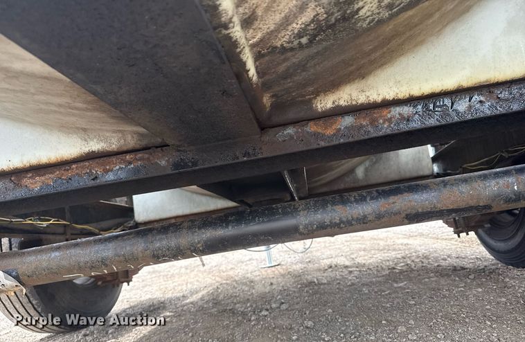 image for item EG5928 2018 Wylie & Son tank trailer