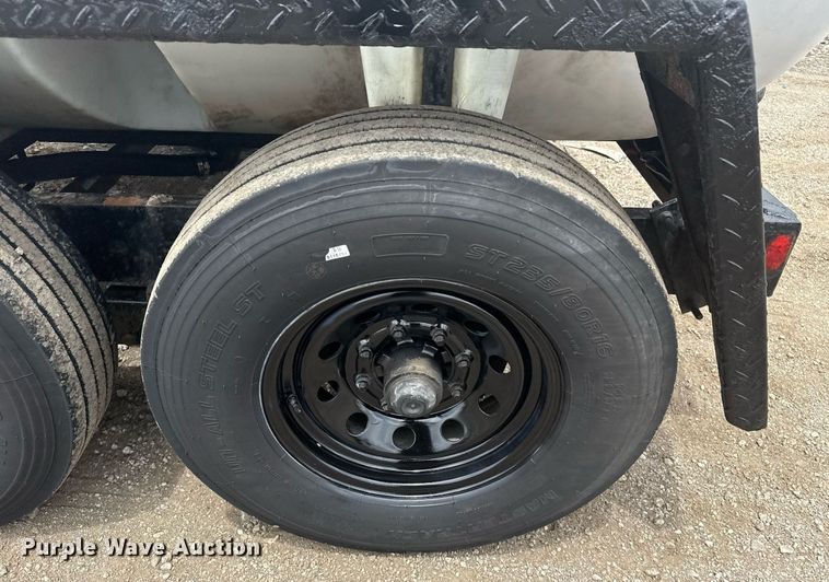 image for item EG5928 2018 Wylie & Son tank trailer