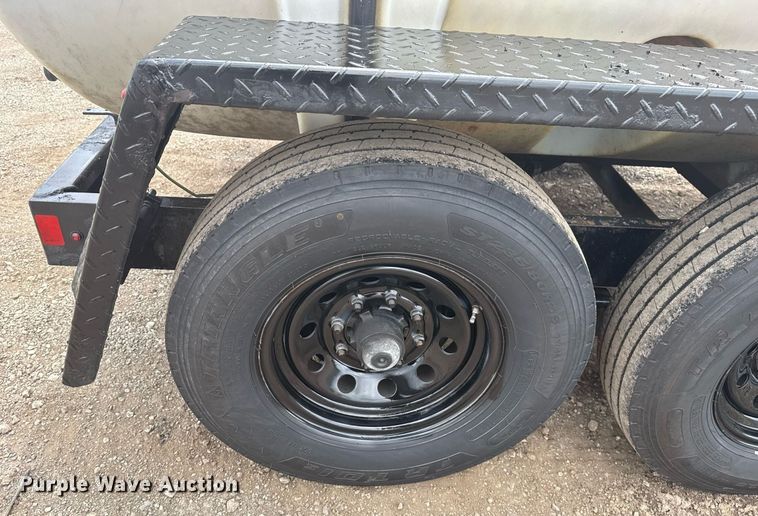 image for item EG5928 2018 Wylie & Son tank trailer