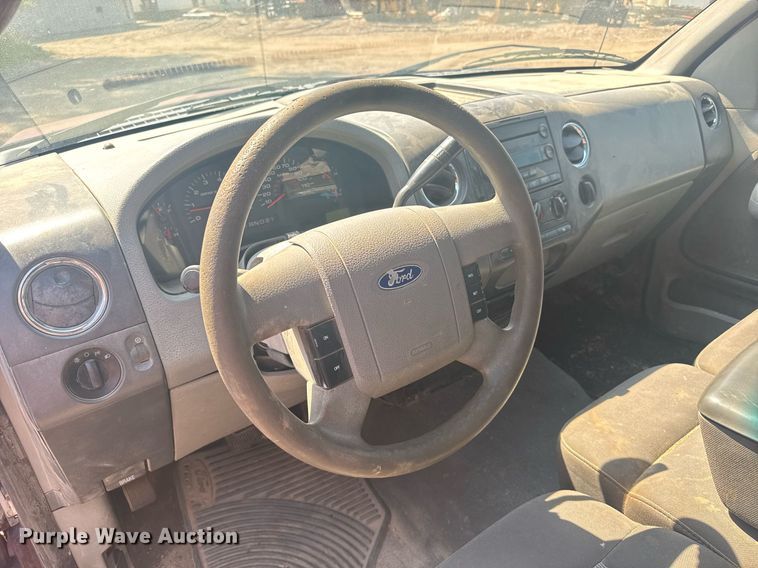 image for item EG6578 2006 Ford F150 SuperCrew pickup truck