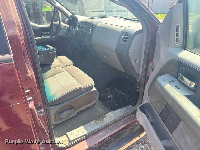 image for item EG6578 2006 Ford F150 SuperCrew pickup truck