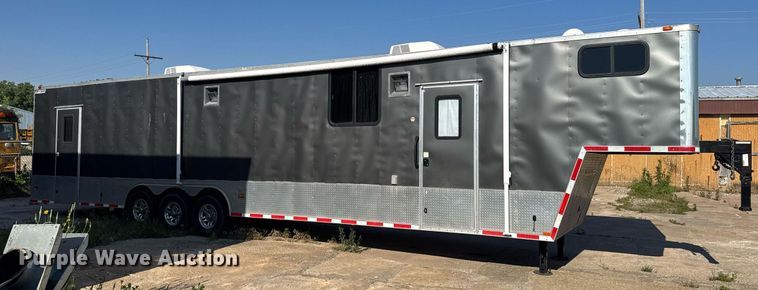 image for item EG6588 2015 Freedom Trailers toy hauler camper