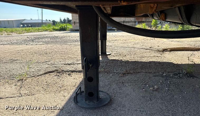 image for item EG6588 2015 Freedom Trailers toy hauler camper