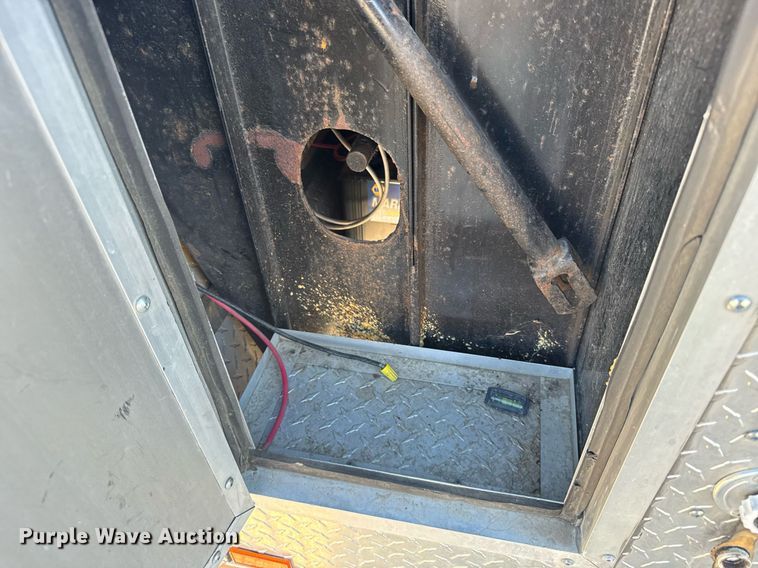 image for item EG6588 2015 Freedom Trailers toy hauler camper