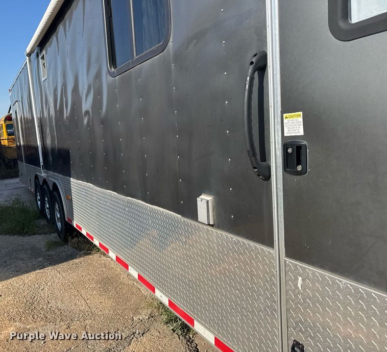 image for item EG6588 2015 Freedom Trailers toy hauler camper