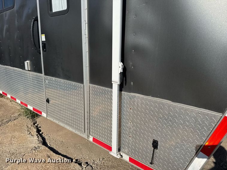 image for item EG6588 2015 Freedom Trailers toy hauler camper