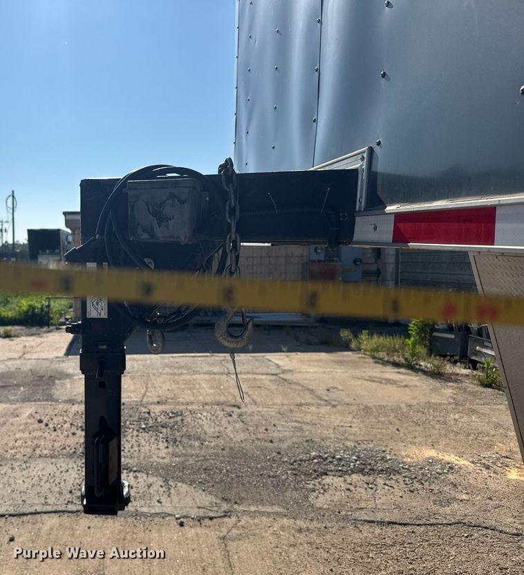 image for item EG6588 2015 Freedom Trailers toy hauler camper