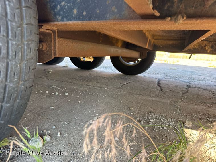 image for item EG6588 2015 Freedom Trailers toy hauler camper