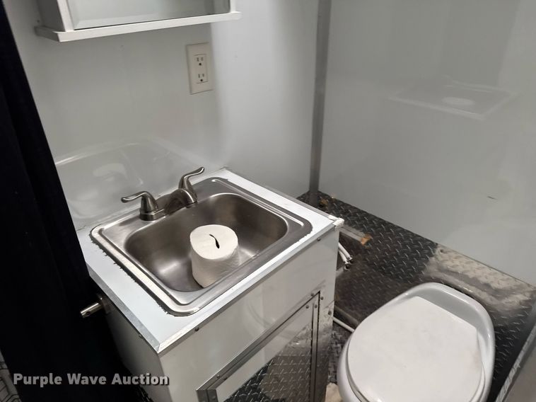 image for item EG6588 2015 Freedom Trailers toy hauler camper