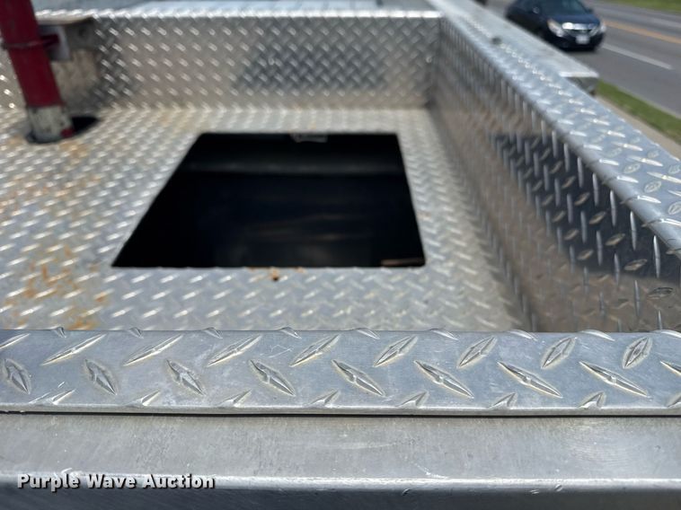 image for item EG8084 1986 Federal Motors Inc pumper fire truck